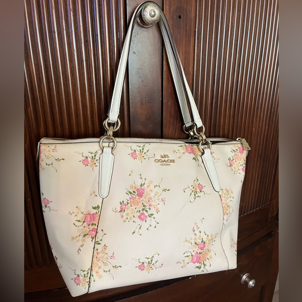Coach Floral Tote Purse and accessories
